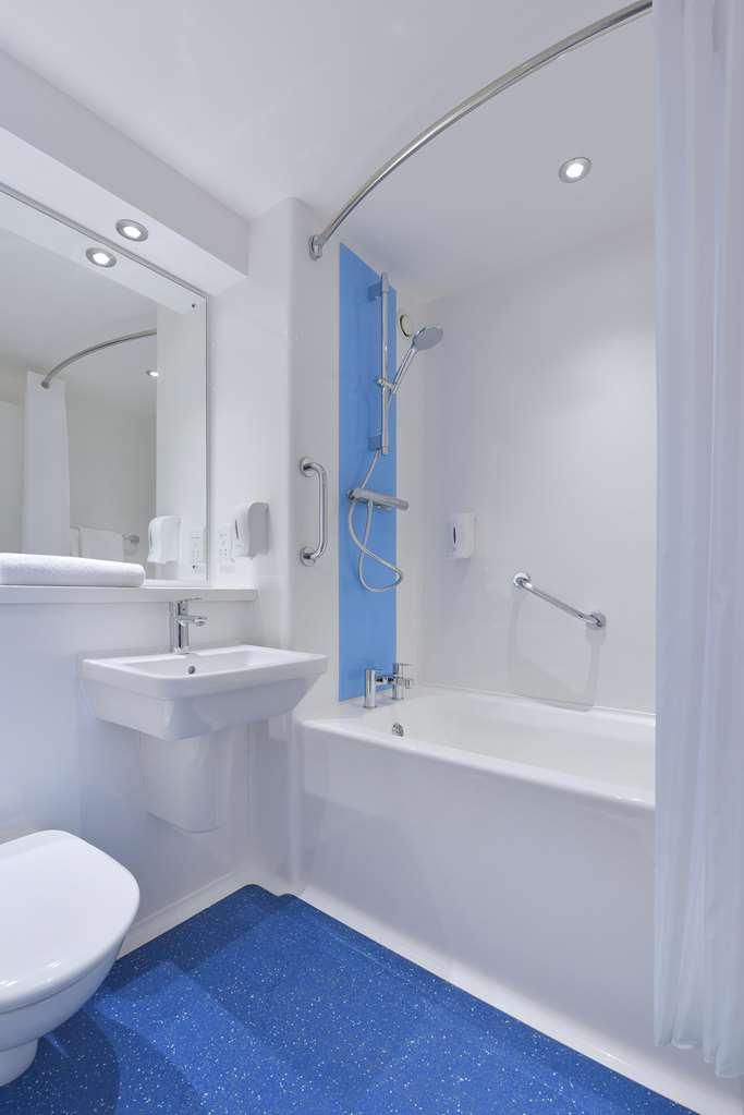 Travelodge Bradford Central Chambre photo