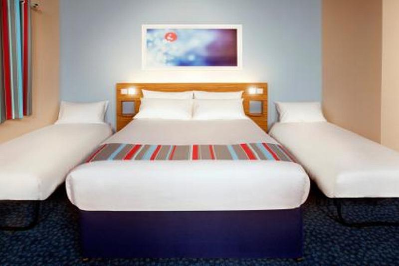 Travelodge Bradford Central Extérieur photo